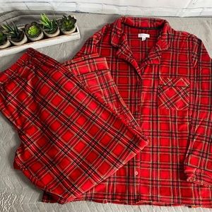 Women’s Two-Piece Pajama Set from Secret Treasure